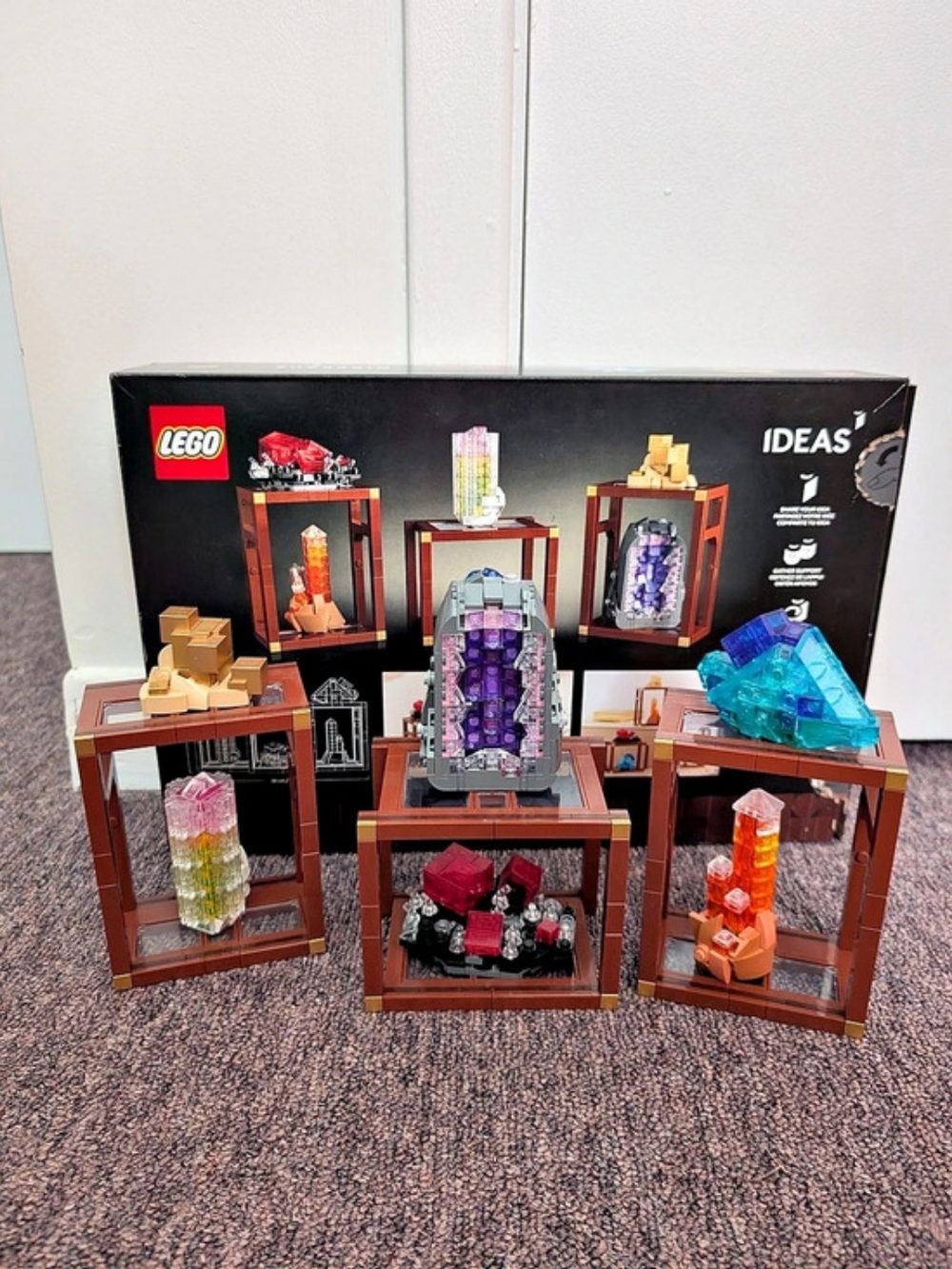 LEGO Ideas Mineral Collection Building Set 21362 Black & Multicolor